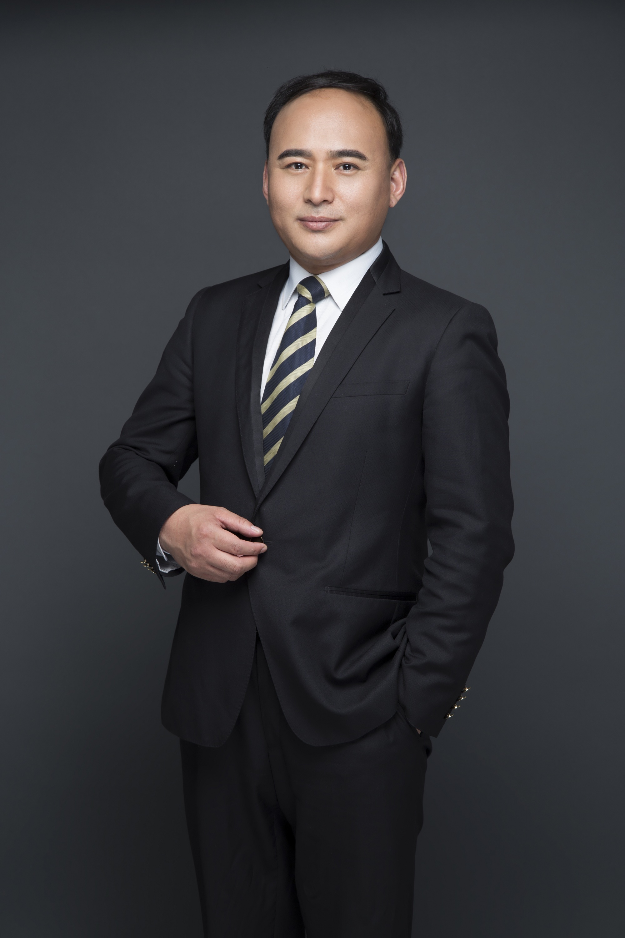 魏华制片统筹总监